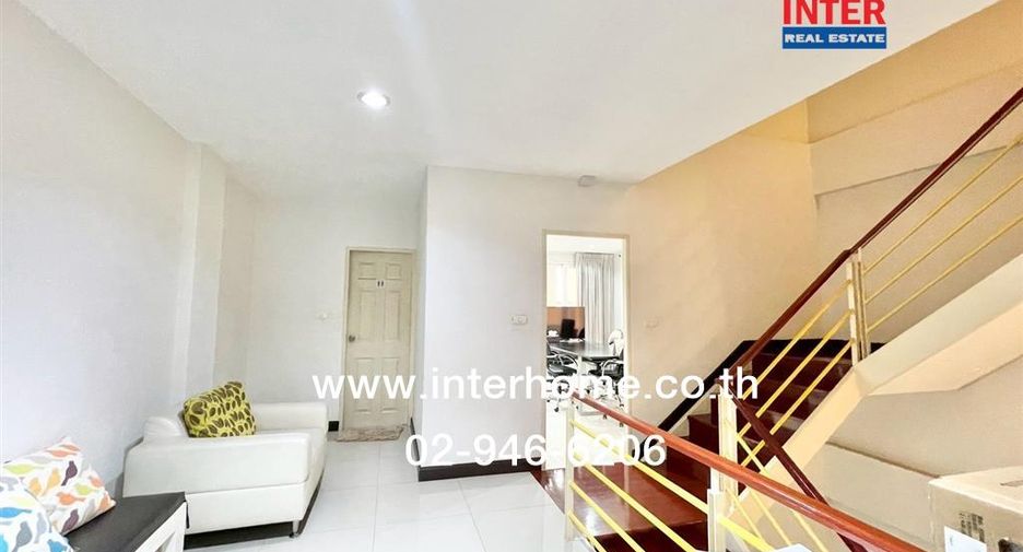 For sale 6 bedrooms retail Space in Saphan Sung, Bangkok
