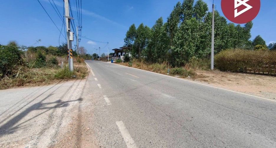 À vendre terrain à Phanom Sarakham, Chachoengsao