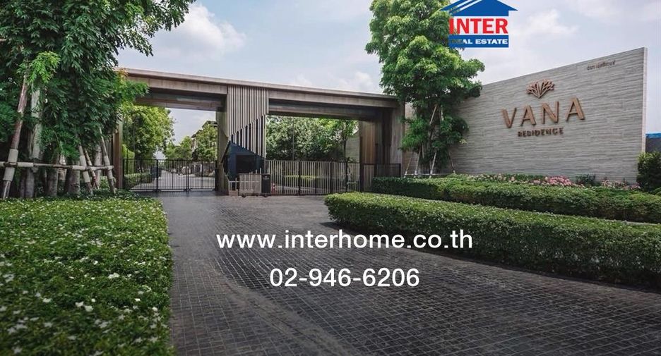 For sale 4 bedrooms house in Saphan Sung, Bangkok