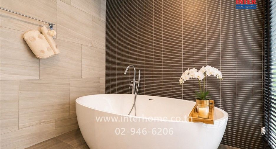 For sale 4 ベッドルーム house in Saphan Sung, Bangkok