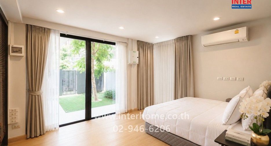 For sale 4 ベッドルーム house in Saphan Sung, Bangkok
