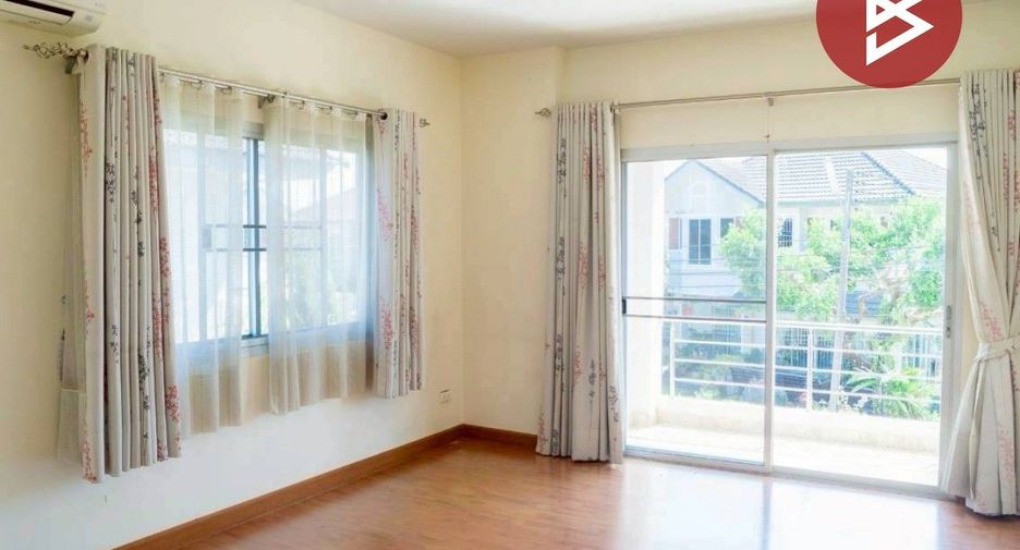 For sale 3 bedrooms house in Mueang Chiang Rai, Chiang Rai