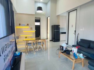 Casa en alquiler de 2 habitaciones en Bang Lamung, Chonburi