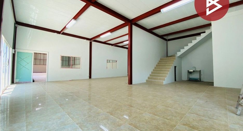 For rent warehouse in Mueang Samut Sakhon, Samut Sakhon