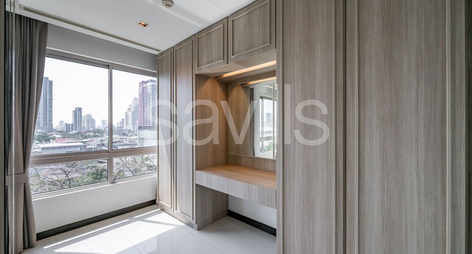 Wohnung zur Miete mit 1 Zimmer in Yan Nawa, Bangkok