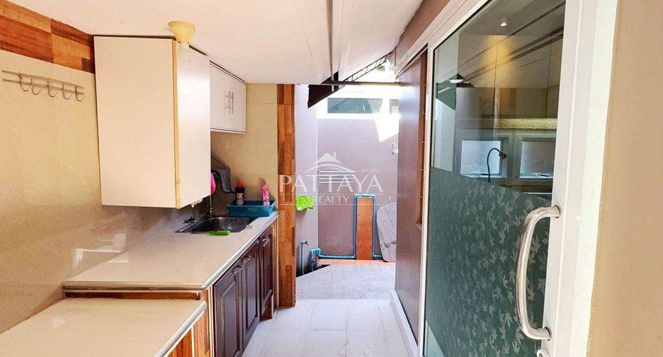 For rent 3 bedrooms house in Bang Lamung, Chonburi