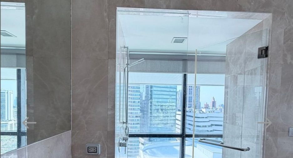 For rent 3 bedrooms condo in Watthana, Bangkok
