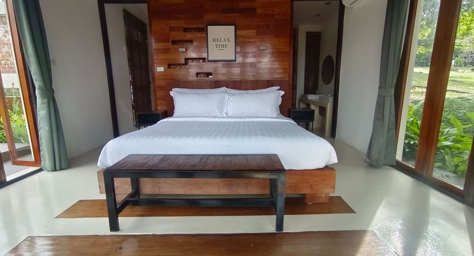 For sale 3 bedrooms villa in Pai, Mae Hong Son