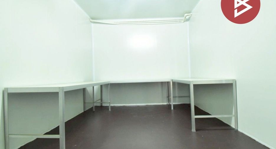 À vendre entrepôt à Min Buri, Bangkok