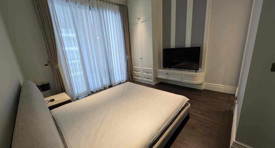 Wohnung zur Miete mit 3 Zimmer in Pathum Wan, Bangkok