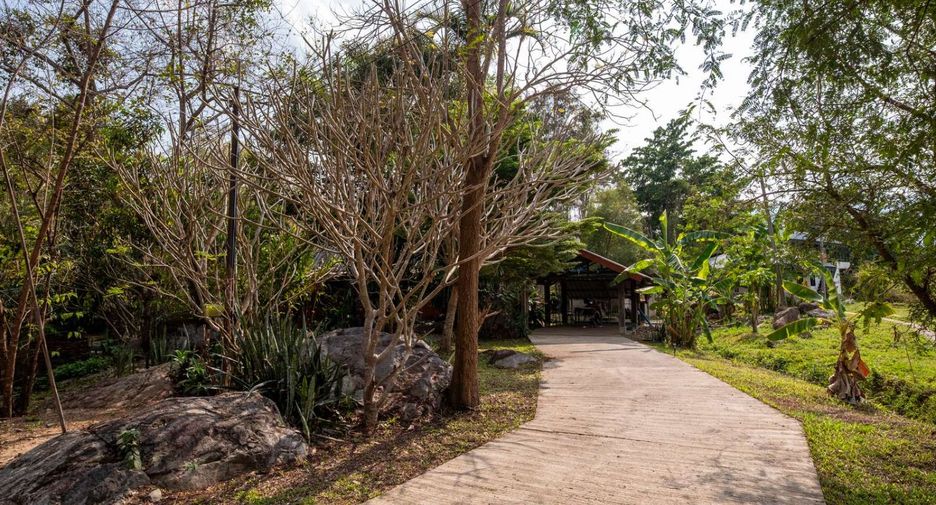 For sale 4 bedrooms house in Pai, Mae Hong Son