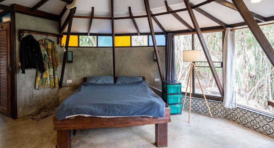 For sale 4 bedrooms house in Pai, Mae Hong Son