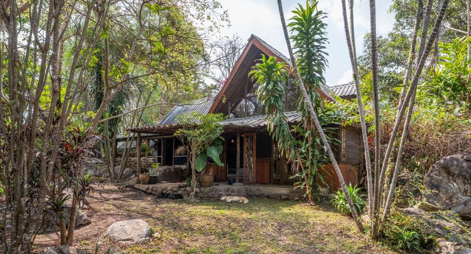For sale 4 bedrooms house in Pai, Mae Hong Son