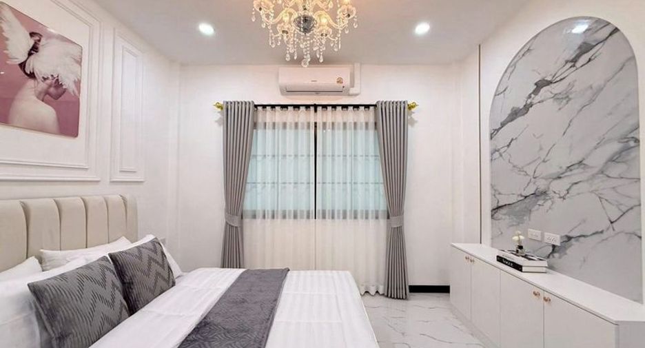 Villa zum Kauf mit 3 Zimmer in Bang Lamung, Chonburi