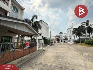 For sale 3 bedrooms townhouse in Mueang Nakhon Pathom, Nakhon Pathom