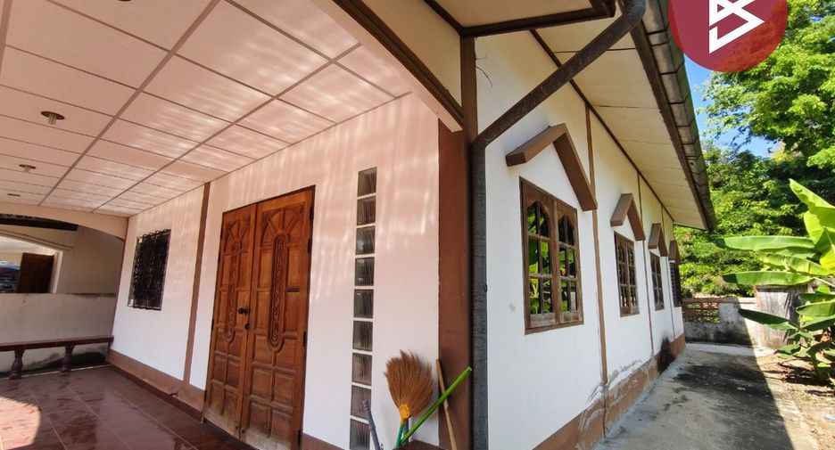 出售 2 卧室 独立屋 在 Ban Pong, Ratchaburi