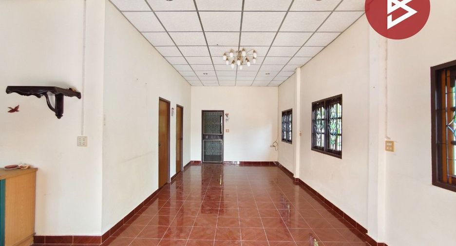 出售 2 卧室 独立屋 在 Ban Pong, Ratchaburi