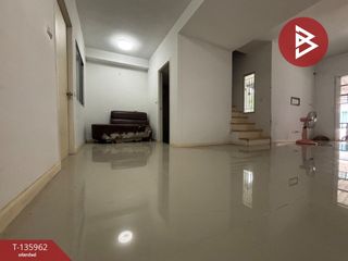 For sale 3 bedrooms townhouse in Mueang Pathum Thani, Pathum Thani