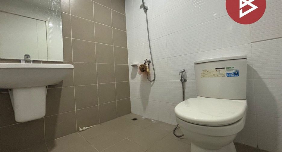 Casa adosada en venta de 3 habitaciones en Mueang Pathum Thani, Pathum Thani