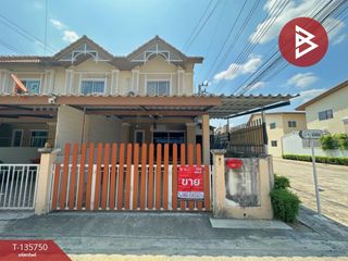 出售 2 卧室 联排别墅 在 Phan Thong, Chon Buri