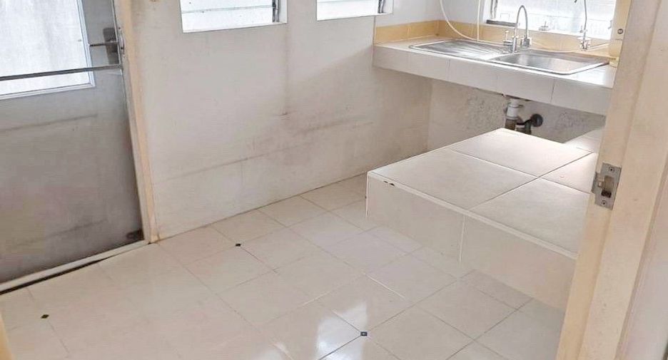 For sale 4 bedrooms house in Bang Yai, Nonthaburi
