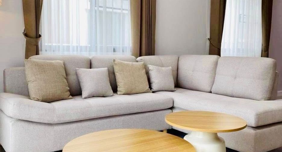 For rent 3 bedrooms house in Saraphi, Chiang Mai