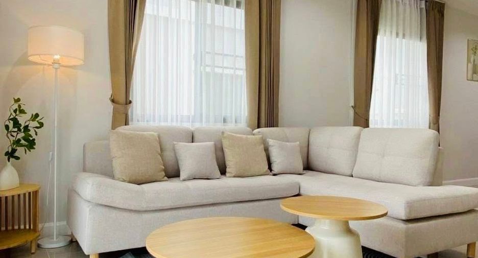For rent 3 bedrooms house in Saraphi, Chiang Mai