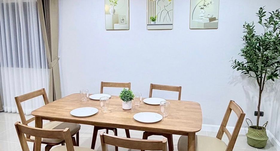 For rent 3 bedrooms house in Saraphi, Chiang Mai