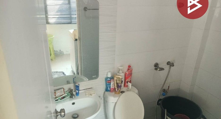 For sale 3 bedrooms townhouse in Bang Pakong, Chachoengsao