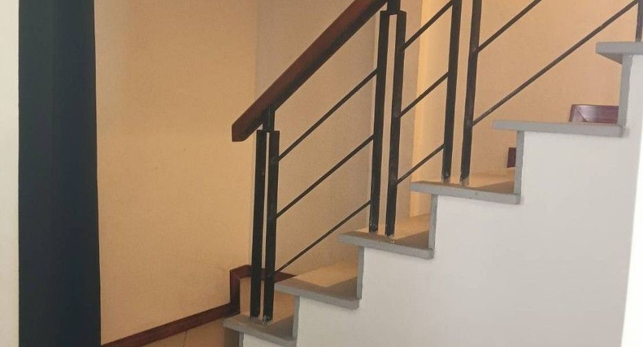 For sale 3 bedrooms townhouse in Bang Pakong, Chachoengsao