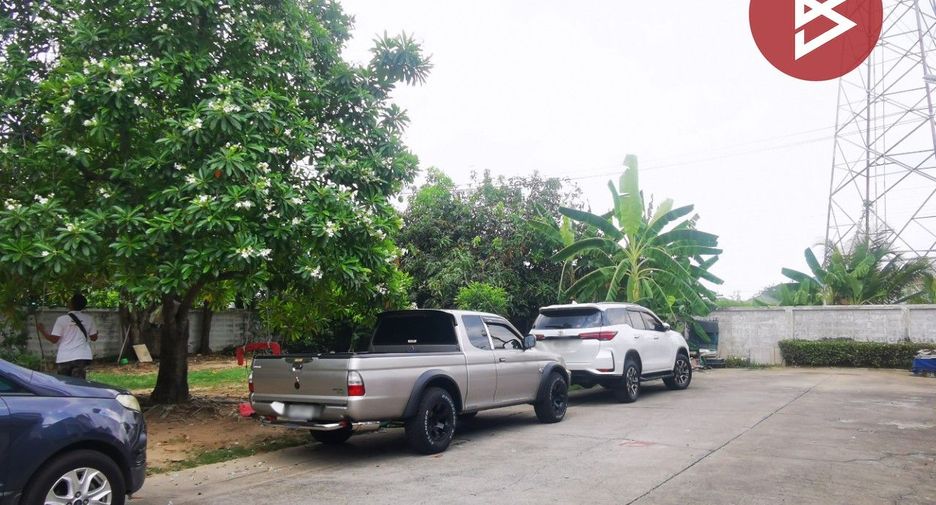 For sale 3 bedrooms townhouse in Nong Khaem, Bangkok