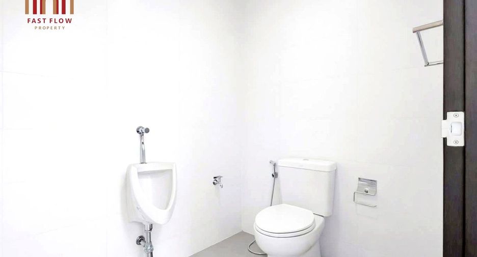 Gewerbefläche zur Miete und zum Kauf mit 4 Zimmer in Pak Kret, Nonthaburi