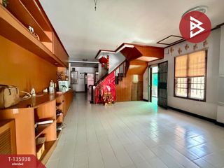 Casa adosada en venta de 3 habitaciones en Sai Mai, Bangkok