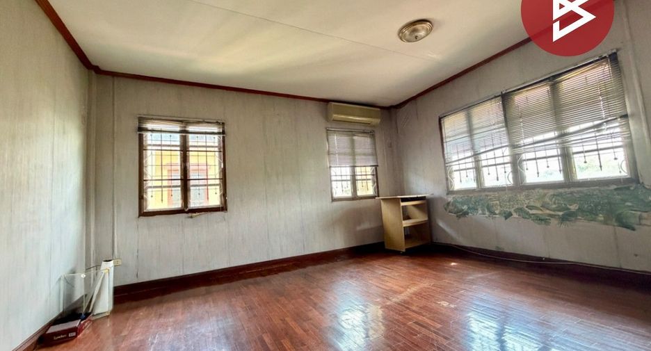 Casa adosada en venta de 3 habitaciones en Sai Mai, Bangkok