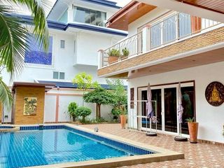 Haus zur Miete mit 5 Zimmer in Bang Lamung, Chonburi