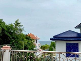 Haus zur Miete mit 5 Zimmer in Bang Lamung, Chonburi