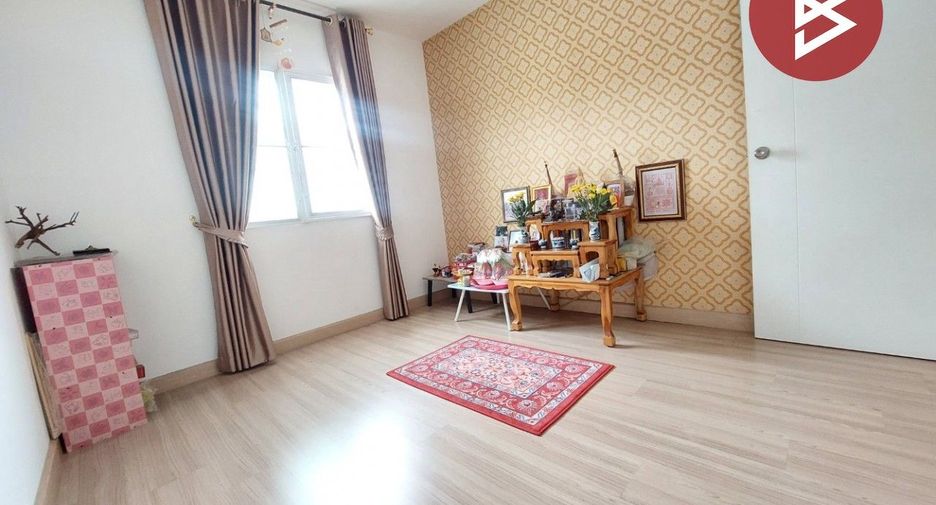 For sale 4 bedrooms townhouse in Bang Phli, Samut Prakan