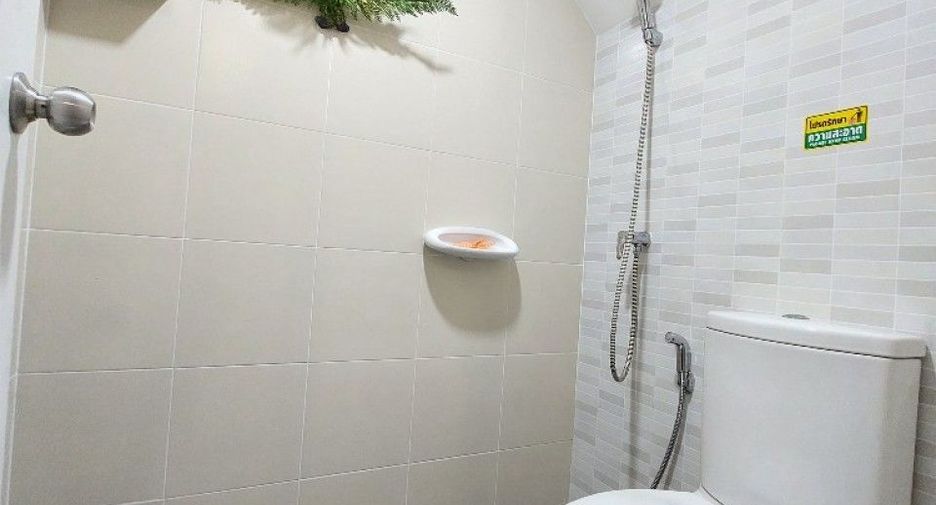 For sale 4 bedrooms townhouse in Bang Phli, Samut Prakan