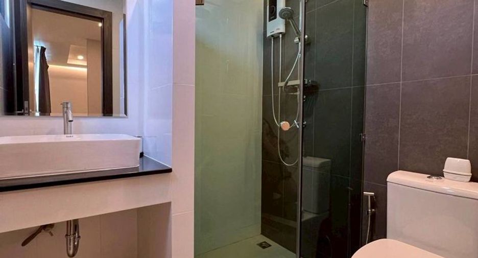 Haus zur Miete und zum Kauf mit 3 Zimmer in Bang Lamung, Chonburi