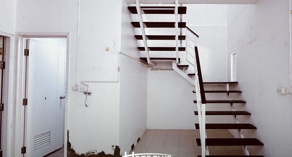 For sale 3 bedrooms townhouse in Bang Phli, Samut Prakan