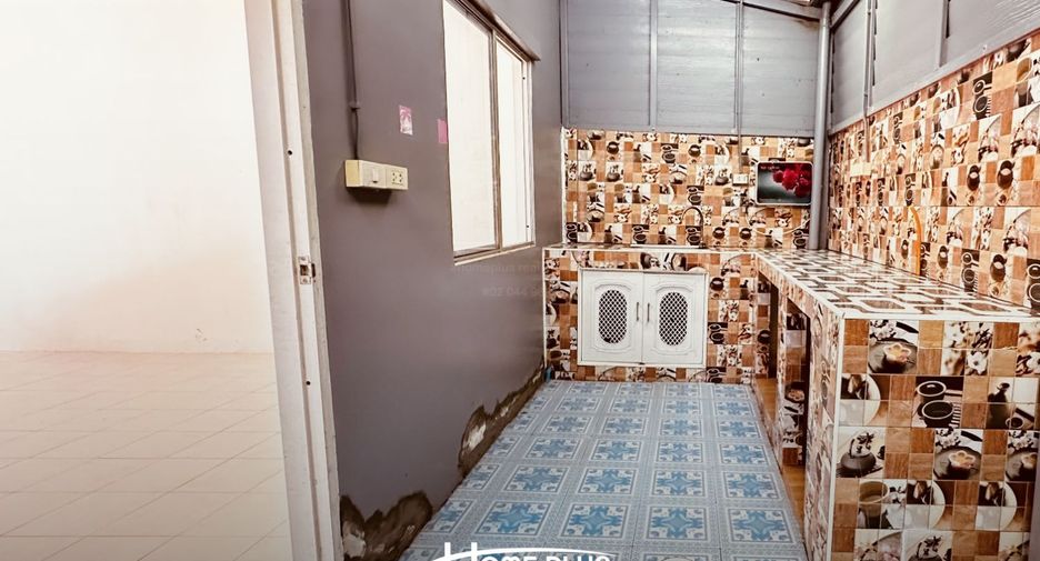 For sale 3 bedrooms townhouse in Bang Phli, Samut Prakan