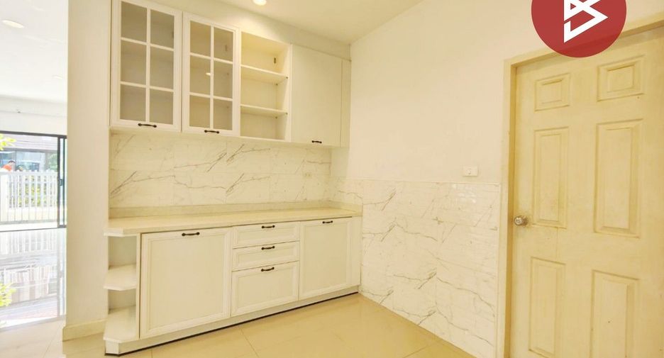 À vendre 3 chambres maison à Mueang Nakhon Pathom, Nakhon Pathom