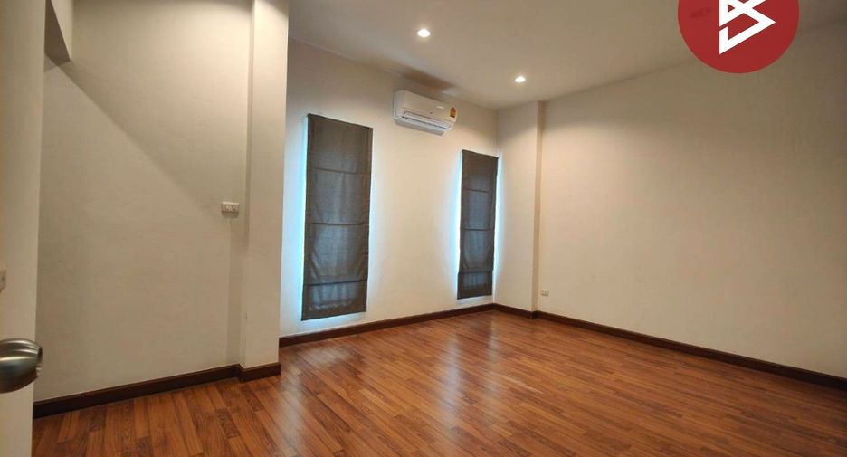 À vendre 3 chambres maison à Mueang Nakhon Pathom, Nakhon Pathom