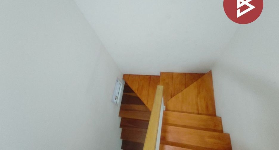 For sale 4 bedrooms townhouse in Ban Pho, Chachoengsao