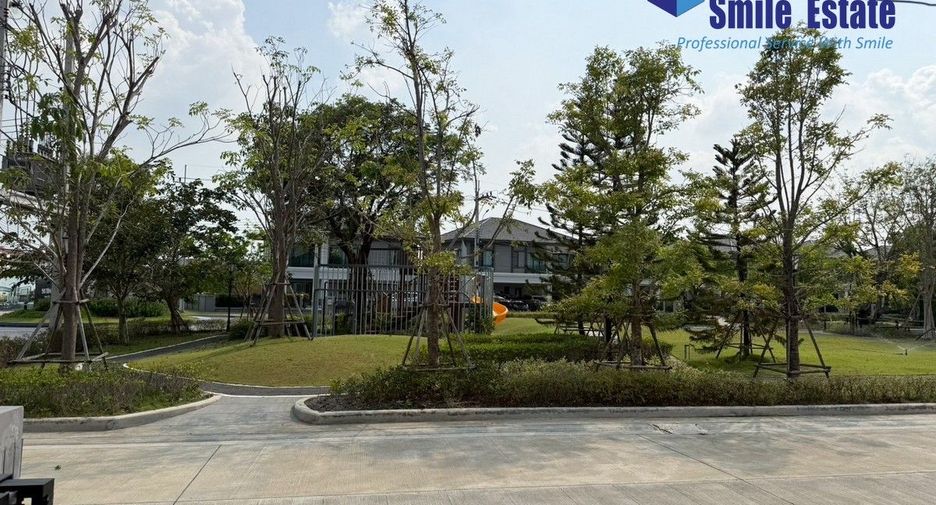 For rent 4 bedrooms house in Bang Phli, Samut Prakan