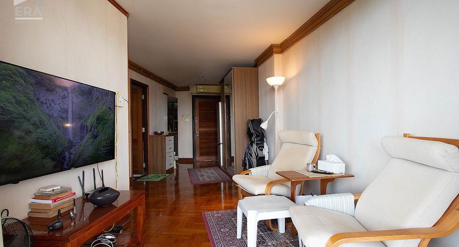 For sale 1 bed condo in Mueang Rayong, Rayong