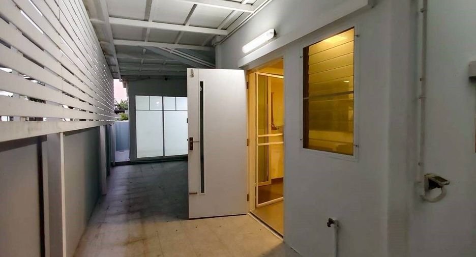 For rent and for sale 3 bedrooms house in Bang Kruai, Nonthaburi
