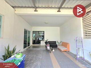 出售 2 卧室 联排别墅 在 Si Racha, Chon Buri