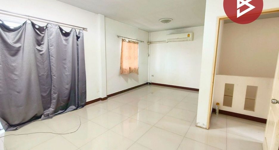 For sale 3 ベッドルーム townhouse in Krathum Baen, Samut Sakhon