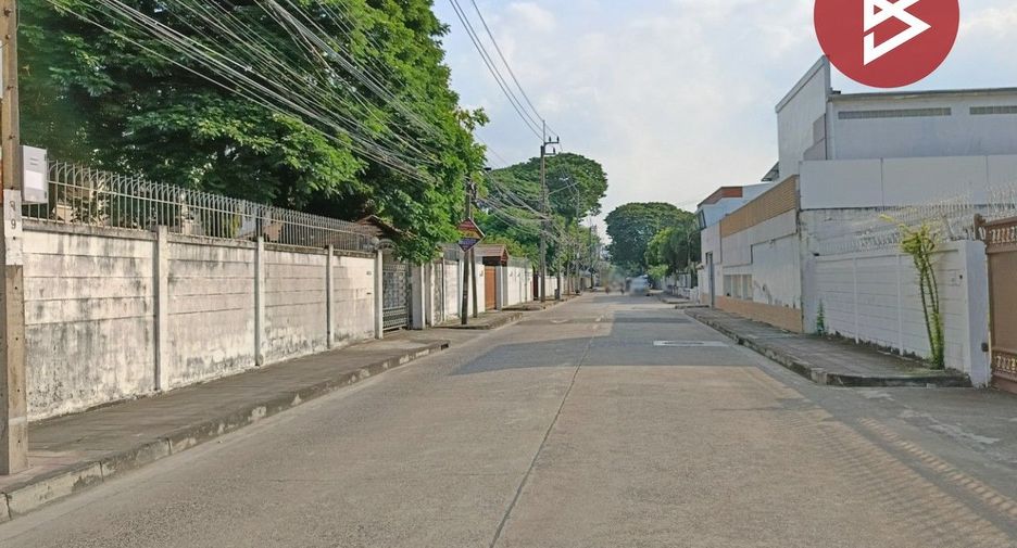 For sale land in Wang Thonglang, Bangkok